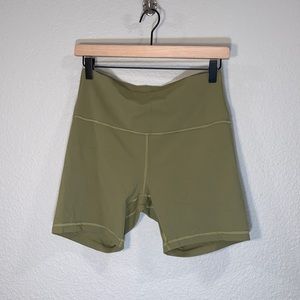 Lululemon Align HR shorts Green size 10